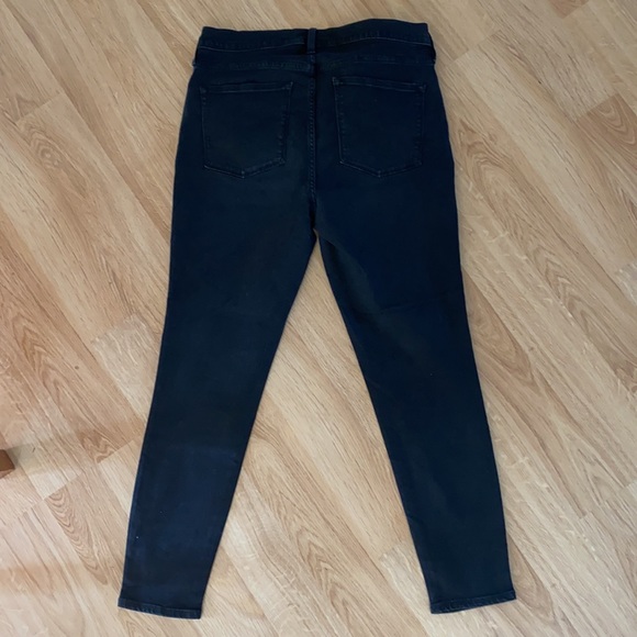 J Crew High-Rise Black Skinny Jean-Size 32 - Picture 4 of 5
